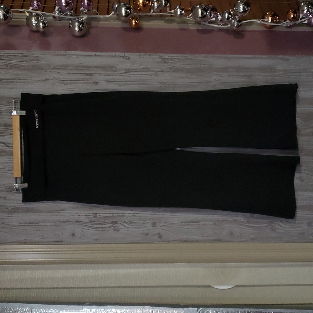 Reebok Black Wide Leg Yoga Pants. Size L.
